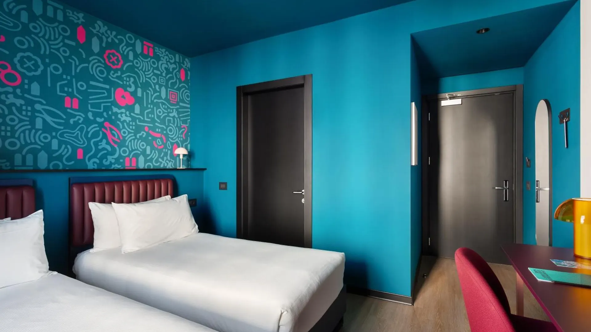 Albergue Cx Milan Nom Italia